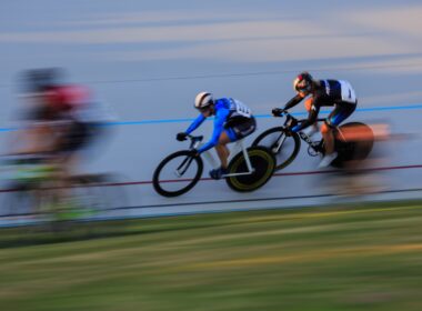 track cyclist sprint